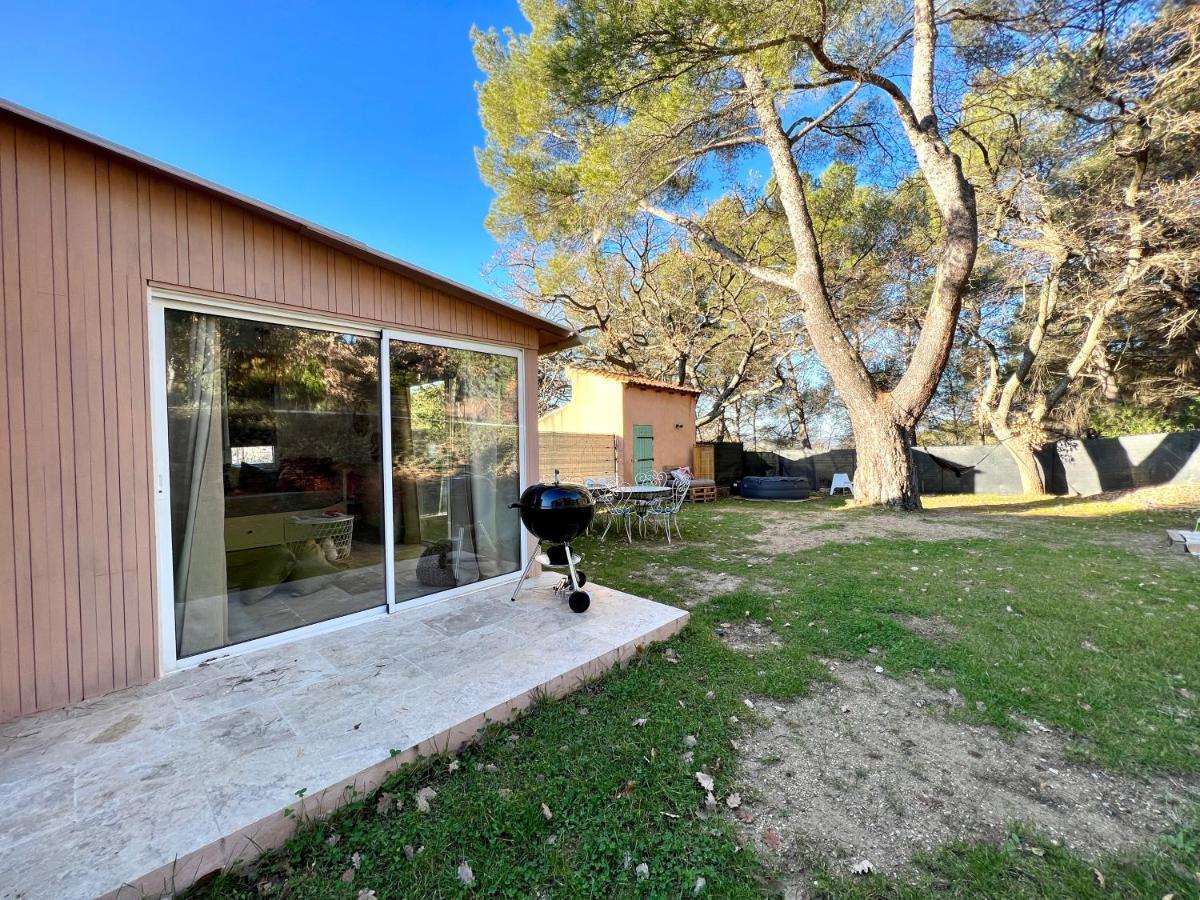 Maison Provencale Au Calme De La Campagne Avec Jacuzzi Aix-en-Provence Luaran gambar