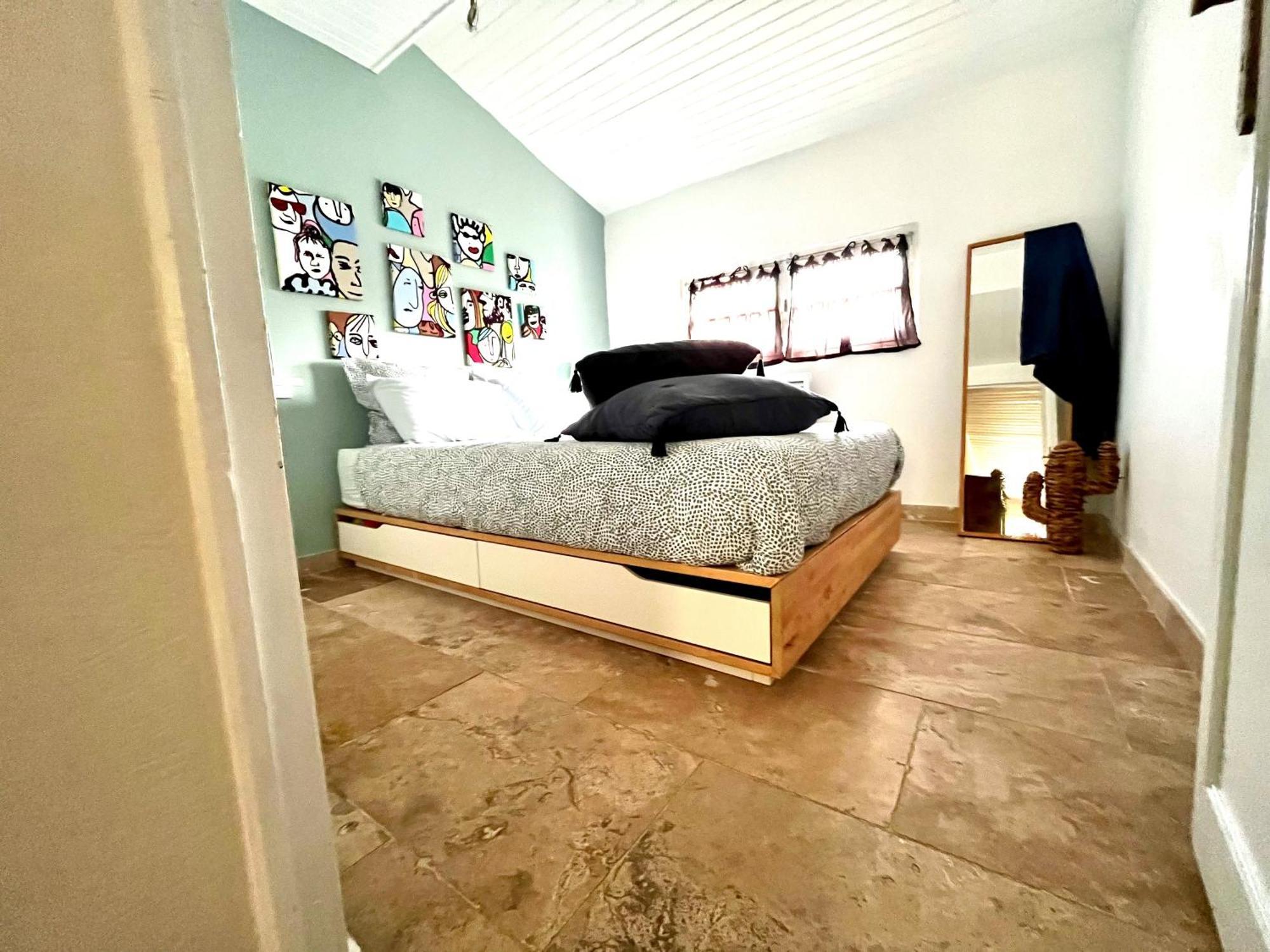 Maison Provencale Au Calme De La Campagne Avec Jacuzzi Aix-en-Provence Luaran gambar