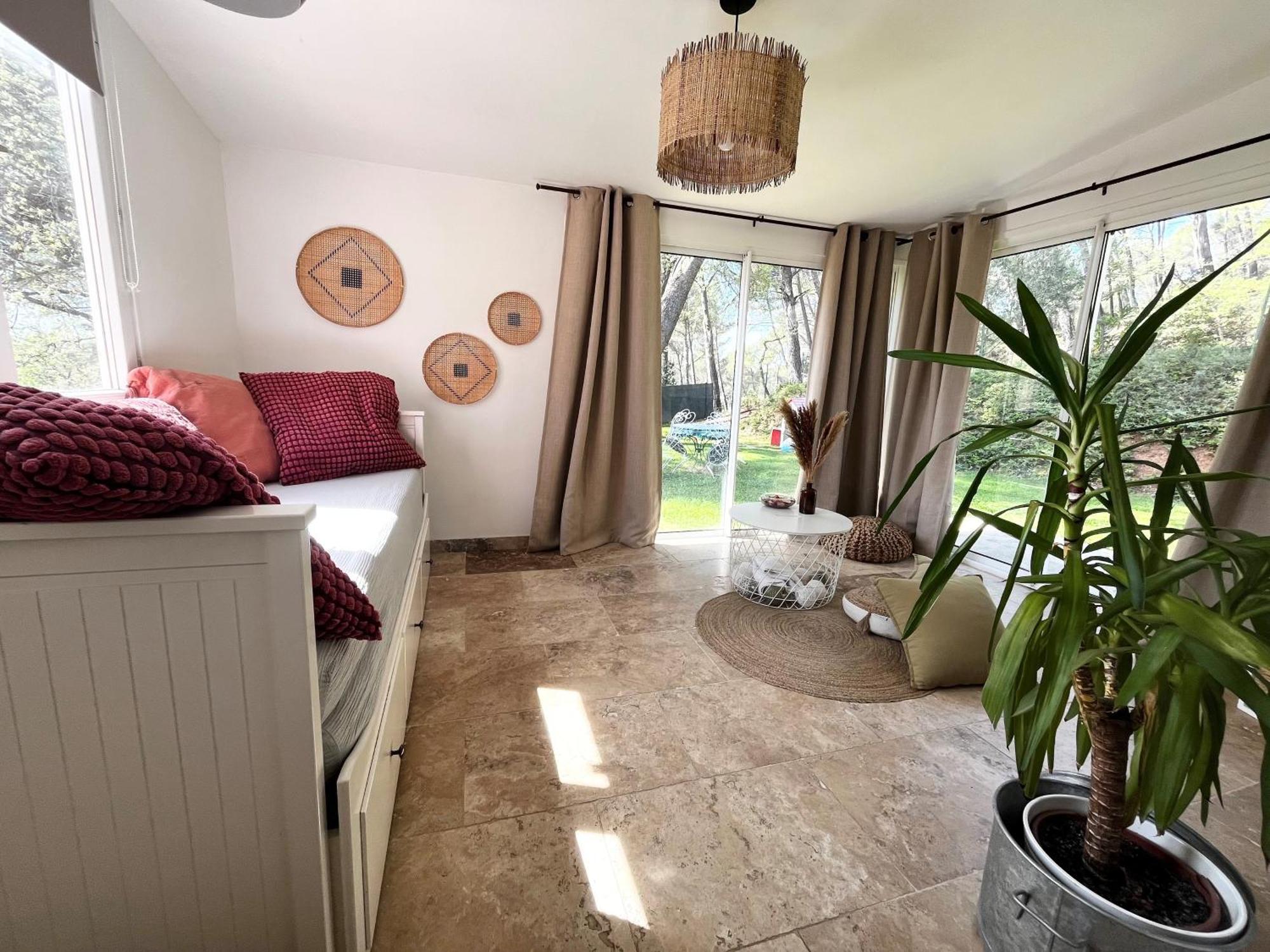 Maison Provencale Au Calme De La Campagne Avec Jacuzzi Aix-en-Provence Luaran gambar